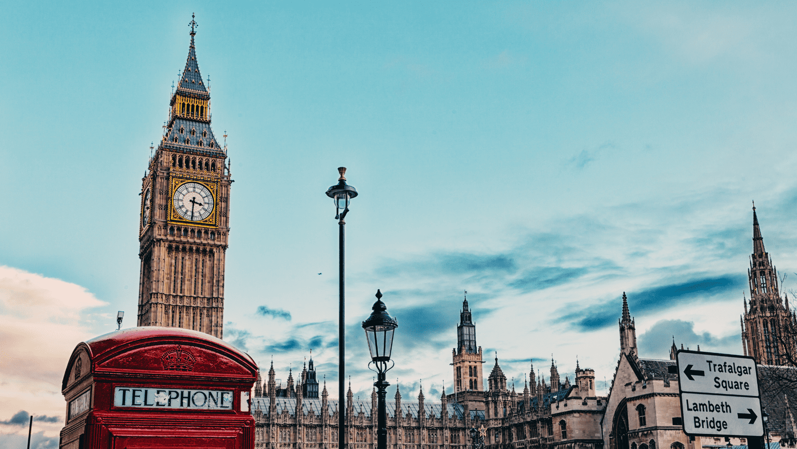 השעון המפורסם של לונדון כאטרקציה חובה